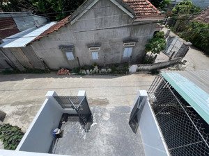 căn nhà thị trấn diên khánh giá đầu tư cho khách - lh : 