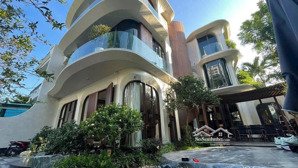 siêu phẩm biệt thự góc 2 mặt tiền lớn, phú mỹ hưng, sát công viên lớn chỉ vài bước chân