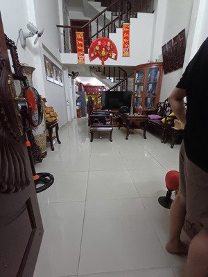 bán nhà hẻm sư vạn hạnh, phường 10, quận 10. diện tích: 3,9 x 14,2m nở hậu 4m, 3 tầng