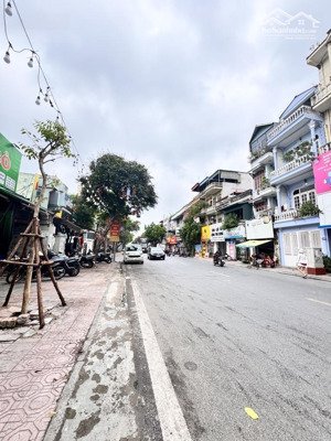 bán nhà mặt phố sài đồng - vỉa hè rộng - kinh doanh siêu đỉnh. dt: 86/160m2, 3 tầng, mt: 7m. giá tl