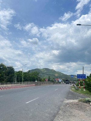 cho thuê kho mặt tiền quốc lộ 1a diện tích 360m đầy đủ tiện nghi