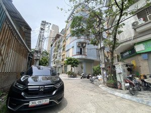 cc bán nhà phân lô cầu giấy - phố nghĩa đô - ô chờ thang máy - gara 2 ô tô - vỉa hè rộng - ngõ thôn