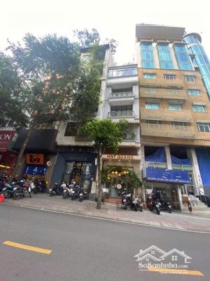 rẻ nhất quận 10 lúc này. nhà mt lý thái tổ - p9 - quận 10. ngang 5m, nở hậu 6m. giá chỉ 33 tỷ