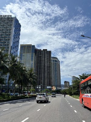 bán lô đất khủng 400m2 phố võ văn kiệt xây khách sạn cao tầng giá đầu tư, lh: 