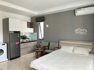căn hộ ngay trung tâm quận 10, cửa sổ lớn đón nắng, gần ueh, đại học y dược, quận 5, quận 1