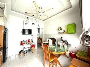 bao đầu tư, chdv mặt tiền kinh doanh gần global city, 220m2 (6 x 37) x 4 tầng + thang máy