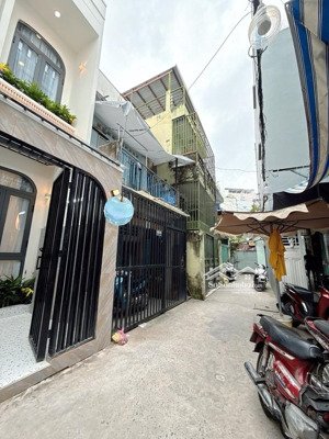 siêu phẩm sang xịn 2 tầng - xô viết nghệ tĩnh - bình thạnh - hẻm 3m - an ninh