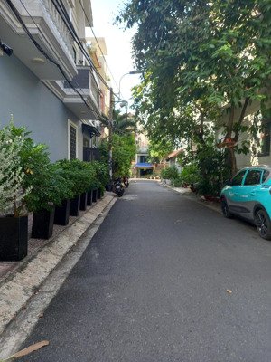 khu dân cư bình phú 2 quận 6. nhà 4 tầng giá 6.6 tỷ.