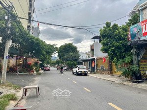 bán đất mt đường 7m5 phó đức chính, an hải bắc, sơn trà gần vương thừa vũ.