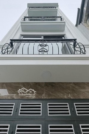 bán nhà đừơnh lĩnh nam hoàng mai 33m 5 tầng 5,8tỷ 20m ra oto tránh .
