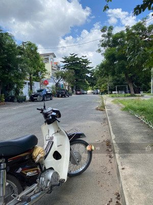 bán lô đất góc 2mt gần công viên, đường số 25 thủ đức 410m², phù hợp kinh doanh, giá tốt