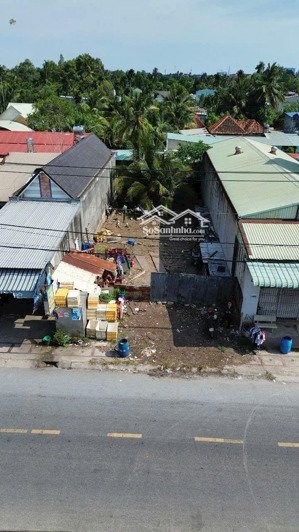 đất cây me 5x29m thông ra cmt8 giá 5,2 tỷ bao sang tên