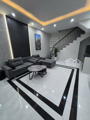 bán nhà riêng tại đường đội cấn, ba đình, gần mặt phố nội thất đẹp ở ngay, giá tốt 7,95 tỷ, 32m2