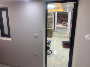 bán nhà nguyên căn mới ngõ 67, phố thái thịnh. dt 32m2 x 04 tầng, 03 pn, ô tô đỗ cửa, 6,2 tỷ