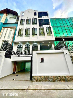 cho thuê toà nhà siêu đẹp tại mt trần nhật duật, tân định, quận 1