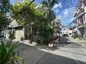 bán nhà đường nguyễn hồng đào - thông ra đồng đen, dt: 4.5 x 17.2m nhà đẹp 3 tầng + sân thượng
