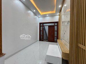 siêu phẩm nhà đẹp trung tâm cầu giấy diện tích: 35m² | xây 5 tầng chắc chắn