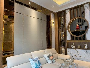 nhà đẹp yên hòa cầu giấy 5 tầng cách phố keng nam, phạm hùng chỉ 500m