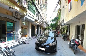 lò đúc - 8.5 tỷ - ô tô tránh - ô tô vào nhà - ô tô dừng đỗ ngày đêm