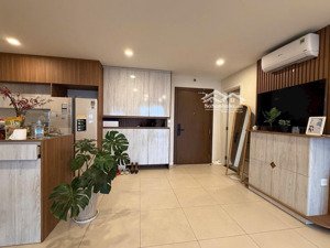 chính chủ cần cho thuê gấp căn 2pn / 84m2 / 20tr/th view hồ tây - tầng cao - full nt