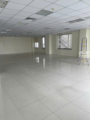 cho thuê các tòa nhà làm văn phòng khu vực lê hồng phong, dt 70m2, giá thuê thỏa thuận