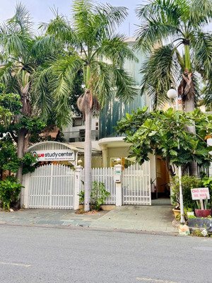 cần bán nhanh căn biệt thự song lập khu mỹ hoàng - phú mỹ hưng, q7. dt: 210m2, giá bán 78 tỷ