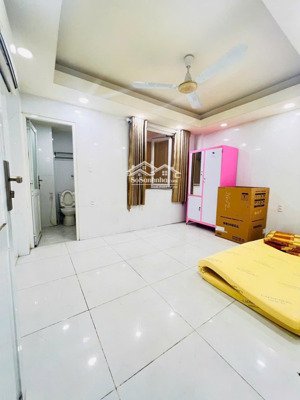 cho thuê phòng đầy đủ tiện nghi 554 phạm văn đồng, p.13, bình thạnh gần đh văn lang, đh công nghiệp