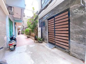 bán căn hộ dòng tiền phố trung liệt. ô tô đỗ cửa. 10m ra mặt phố. 7t thang máy. 11 phòng full đồ.