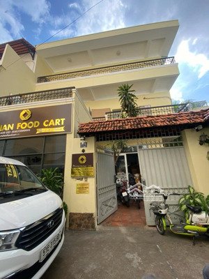 ngộp bank giảm 5 tỷ, nhà mê linh phường 19 khu phố nhật giáp q1, dt: 11x18m, 3 tầng, giá 28.5 tỷ