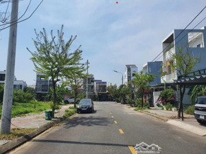 chính chủ cần bán đất 7,5m thanh lương 14, view trường học và công viên hoà xuân
