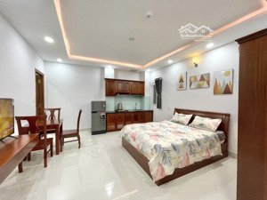 căn hộ studio sang trọng cạnh bờ kè quận 3
