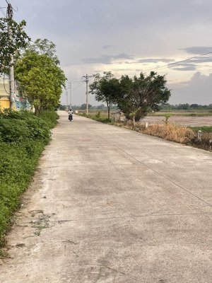 đất bán tại xã chuyên mỹ, phú xuyên, hà nội, 2,4 tỷ, 95,2 m2 đẹp, nhiều tiện ích