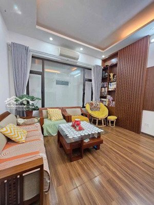 cho thuê nhà riêng khâm thiên - đống đa- dt 72m x 4 tầng - giá 12 tr/tháng - full nội thất cực đẹp