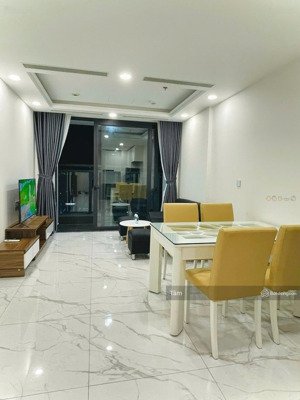 căn hộ icon 56 q4 siêu đẹp chính chủ gửi bán, dt 79,47m2, 2pn2wc, giá 1 tỷ 890, kèm nội thất, shr