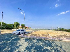 giá rẻ, 99m2 trung tâm hoà lạc, sát đại học quốc gia