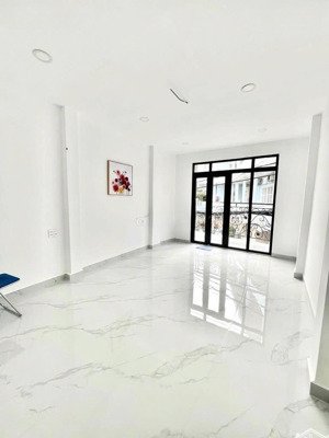 cho thuê biệt thự 6pn, 4wc tại trần kế xương, 27 triệu, 120m2, hàng hiếm!