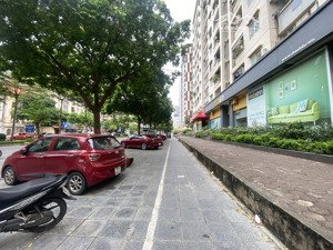 cho thuê gấp mặt bằng chelsea park, 600 nghìn / m2, 856 m2, cầu giấy, hà nội