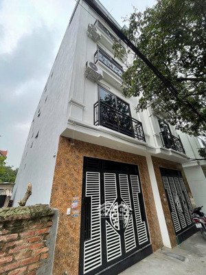 nhà mới 4tx33m2(4 ngủ)full đồ nội thất 200m đường quang trung hơn 1 km bx yên nghĩa chỉ 4,29 tỷ