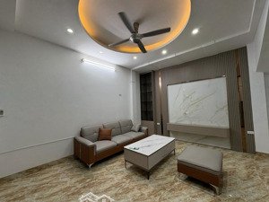 bán nhà tôn đức thắng, đống đa - cách ô tô tránh 10m, dt 35m2 6 tầng, 3 ngủ giá 8.9 tỷ