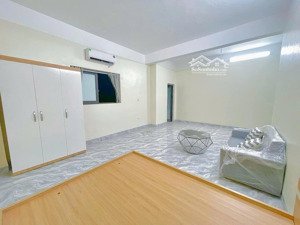 còn phòng 1 khách1 ngủ đẹp tâng 6 căn góc đẹp ở ngay giá rẻ 40m2 cạnh kđt vân canh