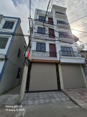 đại mỗ dân xây 3 tầng lô góc ô tô vào nhà và tránh đỗ ngày đêm 50m ra lê quang đạo, giá nhỉnh 7 tỷ