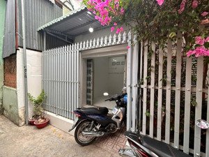 chính chủ - đổi nhà to bán nhà nhỏ đẹp, yên tĩnh, cực kỳ an ninh, dt sử dụng 66m², chỉ nhỉnh 1 tỷ