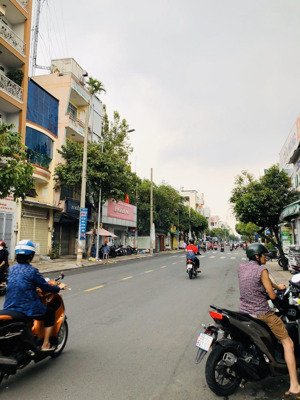 bán nhà mt đường độc lập, quận tân phú (6x20m vuông) nhà 1 lầu, giá 21.9 tỷ tl