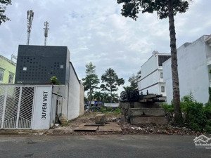 ngân hàng thanh lý lô đất đường d10, khu tđc hoà lợi, dt: 150m2, giá: 1tỷ350, shr, lh: 