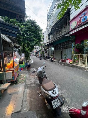 bán gấp nhà mặt tiền hẻm kinh doanh 10m. lê thị bạch cát - 3 tầng lầu. nhà mới đẹp. giá chỉ 6.9 tỷ