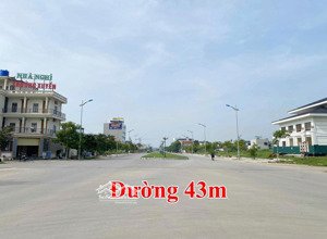 đất đẹp - đường lớn - sổ đỏ sẵn - sát biển - 4.9 tỷ