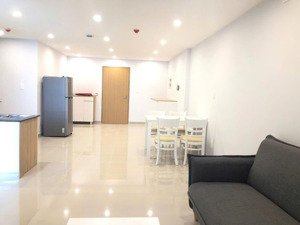 bán nhanh căn hộ 2pn 2wc scenic valley 2, full nội thất, ô xe hầm, giá 6tỷ3