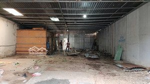 kho xưởng 200m2 giá rẻ ngay hiệp bình ql 13 tải lớn ra vào thoải mái