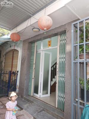 bán nhà hẻm đường Đồng Nai, Nha Trang. sổ hoàn công. giá chỉ 2 tỷ 990 triệu