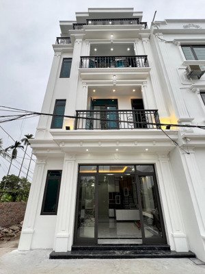 nhà 4 tầng căn góc ô tô đỗ của tại an đồng